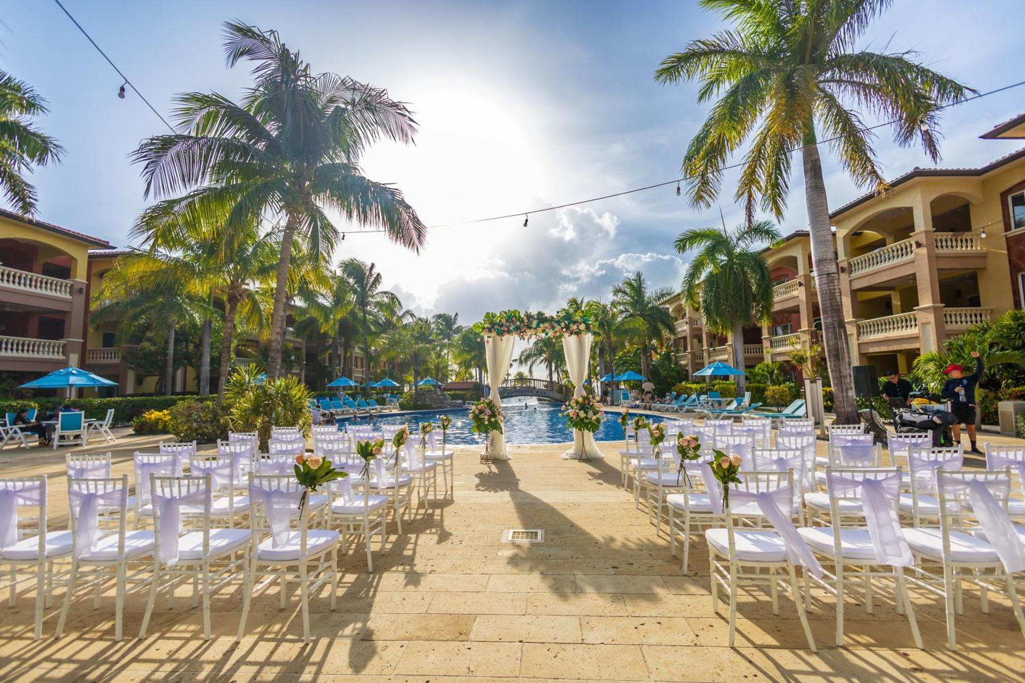 Infinity Bay Spa & Beach Resort West Bay Luaran gambar