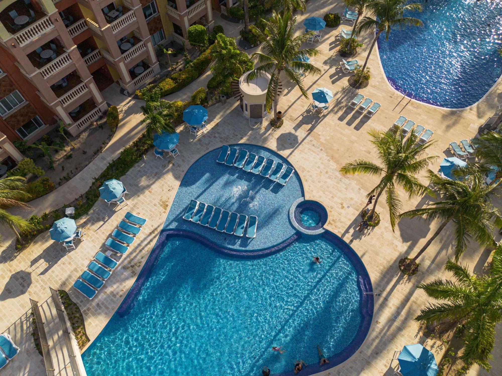 Infinity Bay Spa & Beach Resort West Bay Luaran gambar